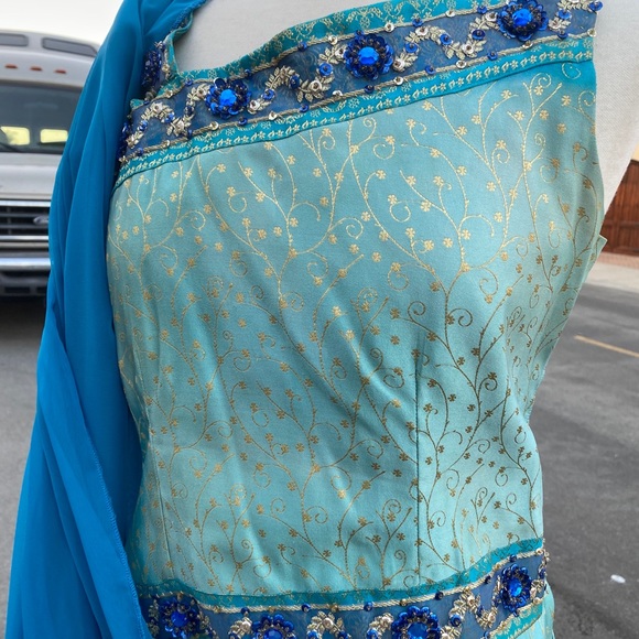 Bollywood Costume - Picture 7 of 7